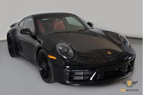 2022 Porsche 911 Carrera GTS