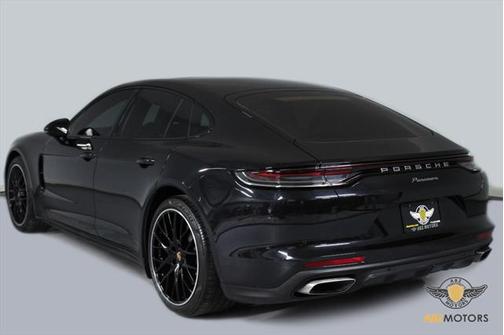 2021 Porsche Panamera Base