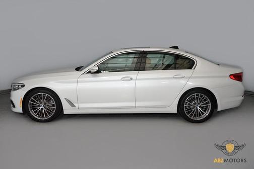 2019 BMW 530 530i