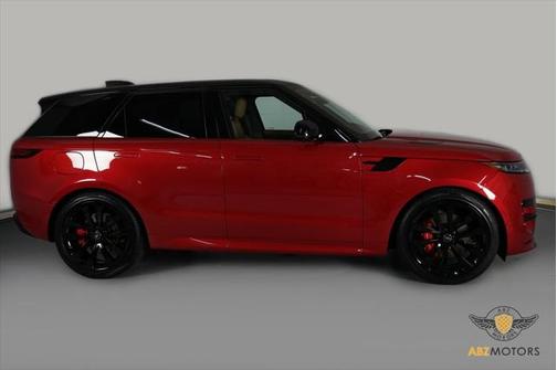 2025 Land Rover Range Rover Sport SE