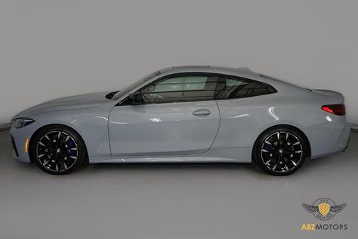 2025 BMW M440 i