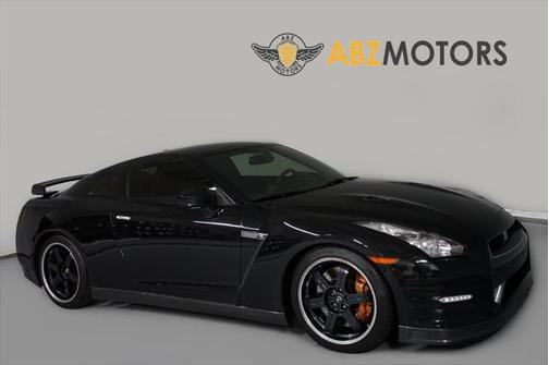 2014 Nissan GT-R Black Edition