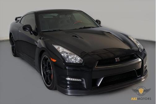 2014 Nissan GT-R Black Edition