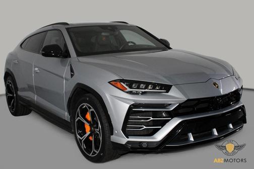 2020 Lamborghini Urus Base
