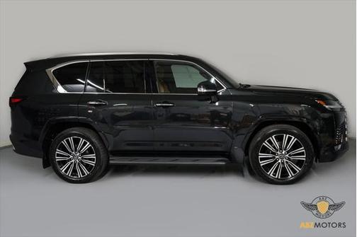 2025 Lexus LX 600 Luxury
