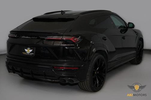 2021 Lamborghini Urus Base