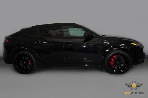 2021 Lamborghini Urus Base