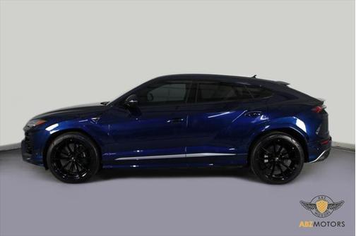 2020 Lamborghini Urus Base