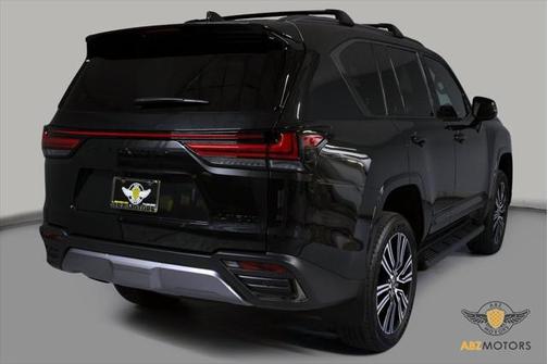 2025 Lexus LX 600 Luxury