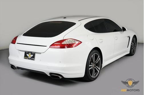 2011 Porsche Panamera 4