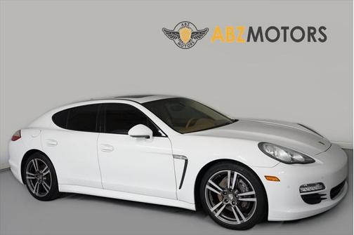 2011 Porsche Panamera 4