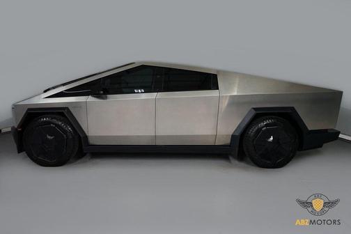 2024 Tesla Cybertruck Cyberbeast