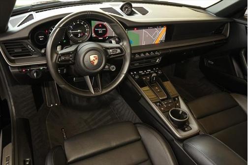2020 Porsche 911 Carrera 4S Cabriolet