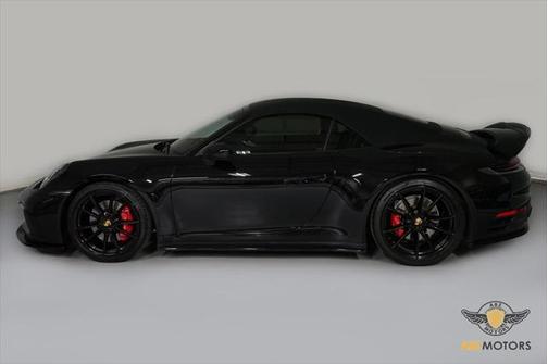 2020 Porsche 911 Carrera 4S Cabriolet