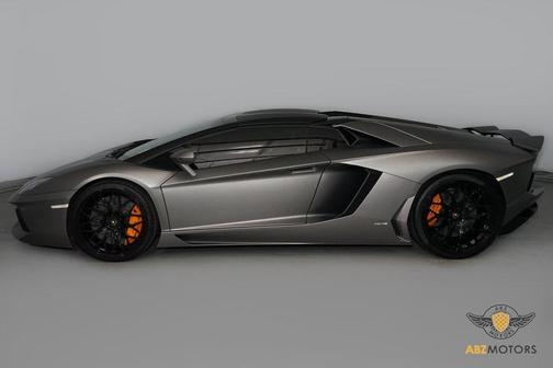 2015 Lamborghini Aventador LP700-4