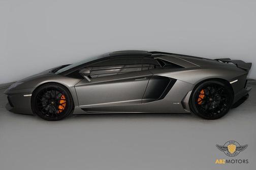 2015 Lamborghini Aventador LP700-4
