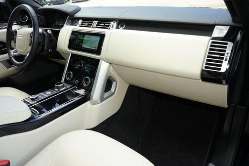 2022 Land Rover Range Rover Base