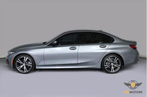 2023 BMW 330 330i