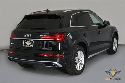2024 Audi Q5 45 S line Premium