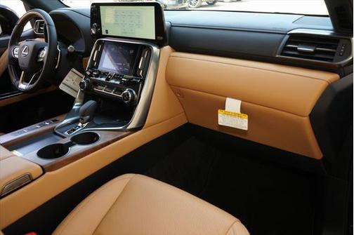 2025 Lexus LX 700h Luxury