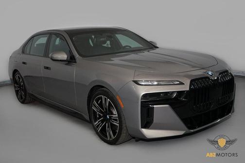 2023 BMW 740 i