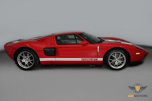 2005 Ford GT Base