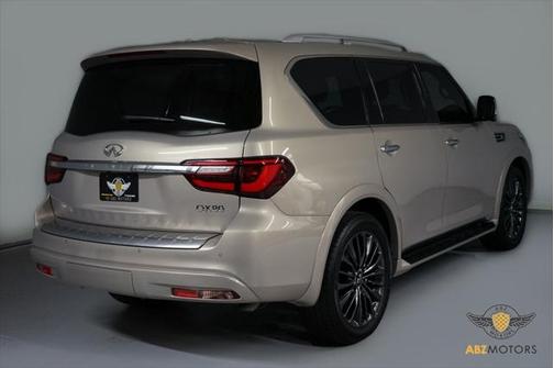2023 INFINITI QX80 SENSORY