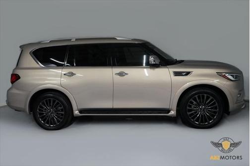 2023 INFINITI QX80 SENSORY