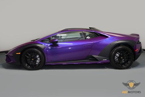 2024 Lamborghini Huracan Sterrato Base