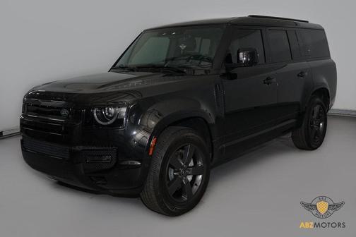 2023 Land Rover Defender 130 X-Dynamic SE