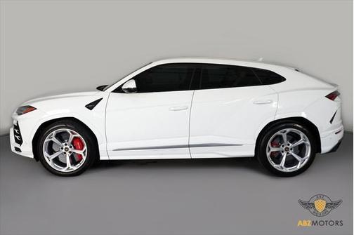 2021 Lamborghini Urus Base