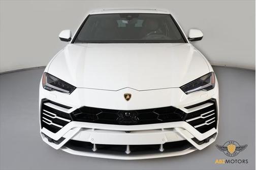 2021 Lamborghini Urus Base