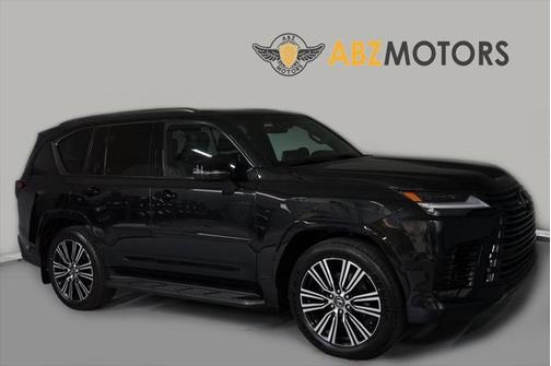 2025 Lexus LX 700h Luxury