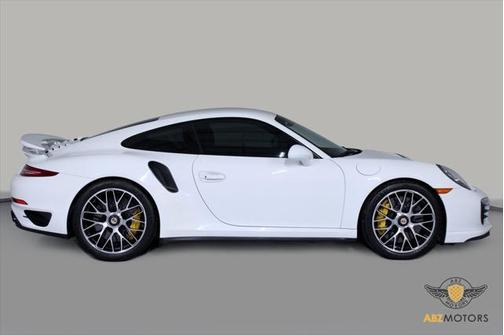 2015 Porsche 911 Turbo S