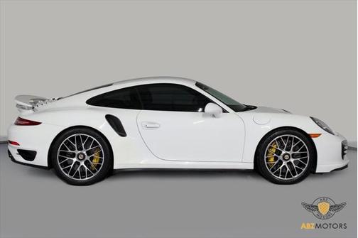 2015 Porsche 911 Turbo S