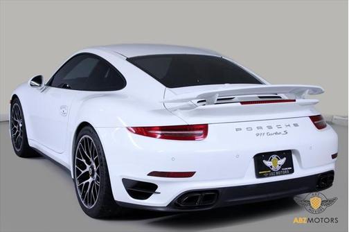 2015 Porsche 911 Turbo S