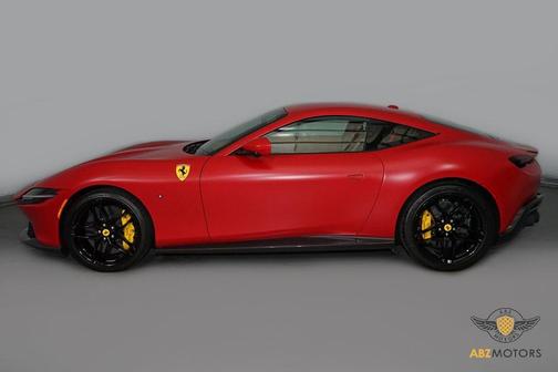 2023 Ferrari Roma Base