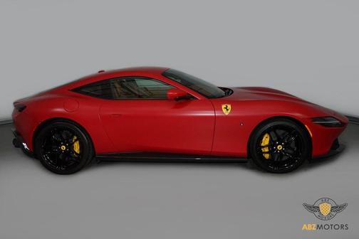 2023 Ferrari Roma Base