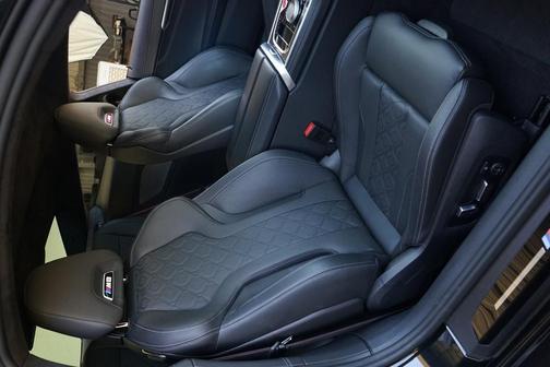 2023 BMW M8 Competition