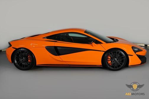 2017 McLaren 570S Base