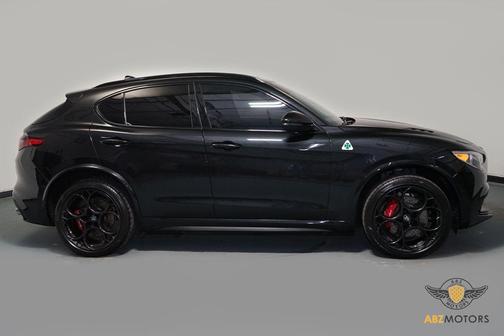 2023 Alfa Romeo Stelvio Quadrifoglio