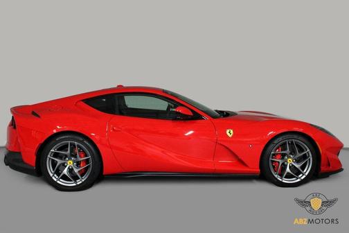 2018 Ferrari 812 Superfast Base