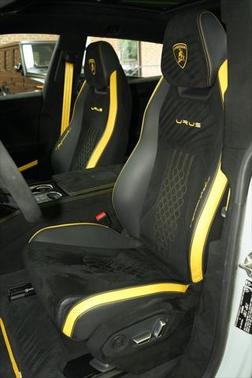 2024 Lamborghini Urus Performante