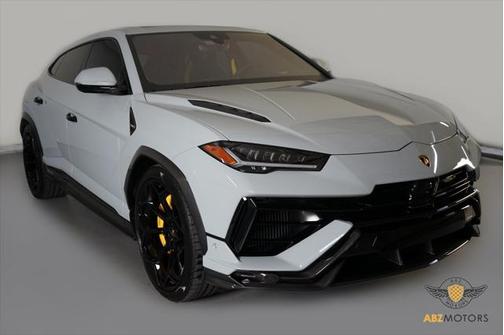 2024 Lamborghini Urus Performante