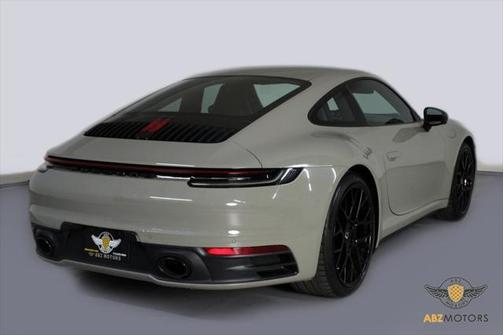 2020 Porsche 911 Carrera