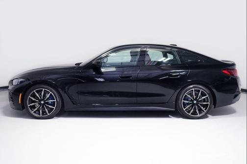 Black Sapphire Metallic 2025 BMW M440 i xDrive