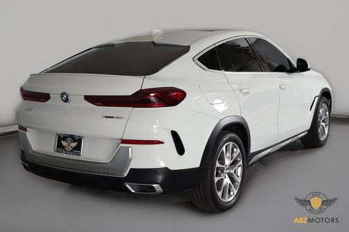 2022 BMW X6 xDrive40i