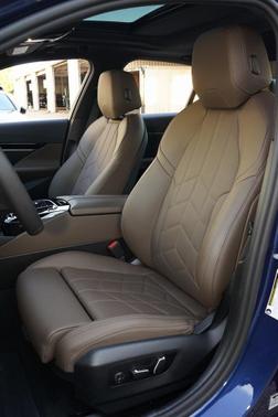 2025 BMW 530 i