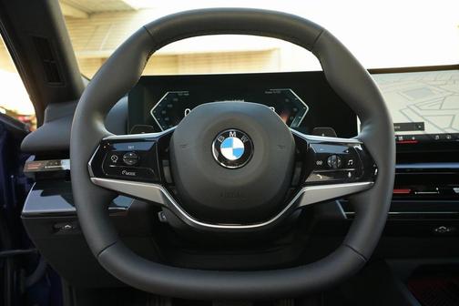 2025 BMW 530 i