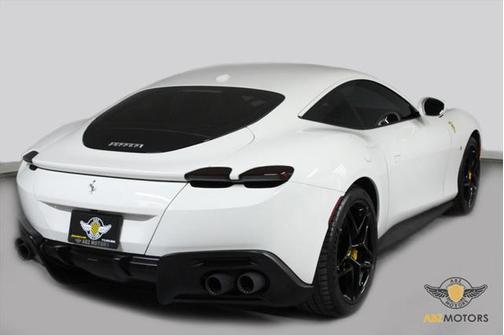 2023 Ferrari Roma Base